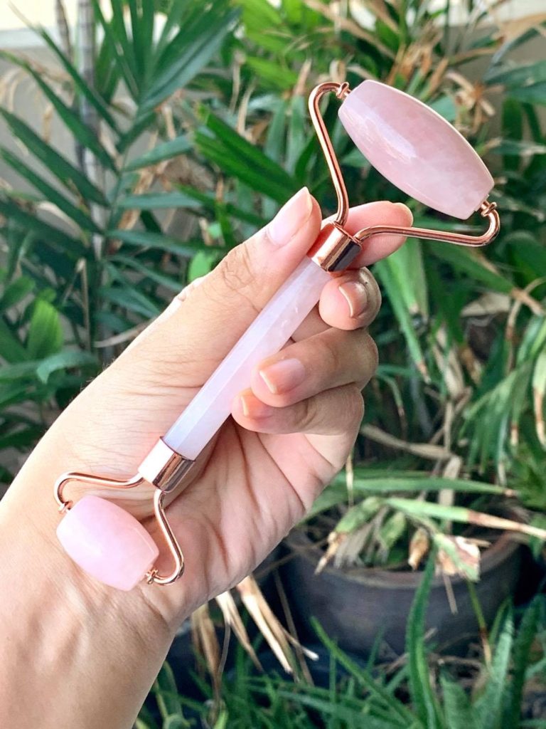 rose quartz roller