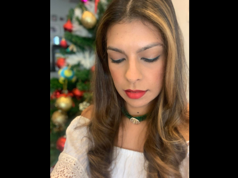 3 Easy Holiday Makeup Looks You Have To Try