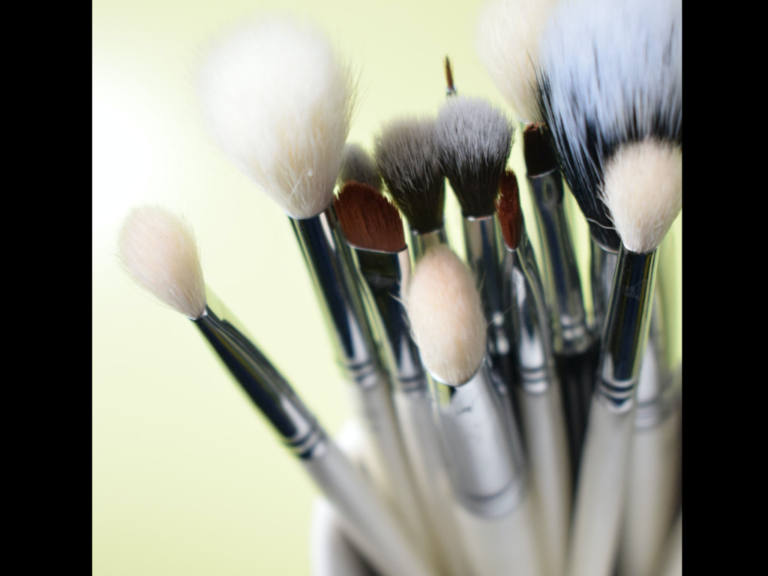 Eye Makeup Brushes That Will Change Your Makeup Game